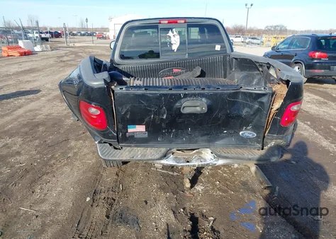 2001 Ford F-150 King Ranch Edition/Lariat/Xlt из США, поврежденный, VIN 1FTRW08L41KC64770